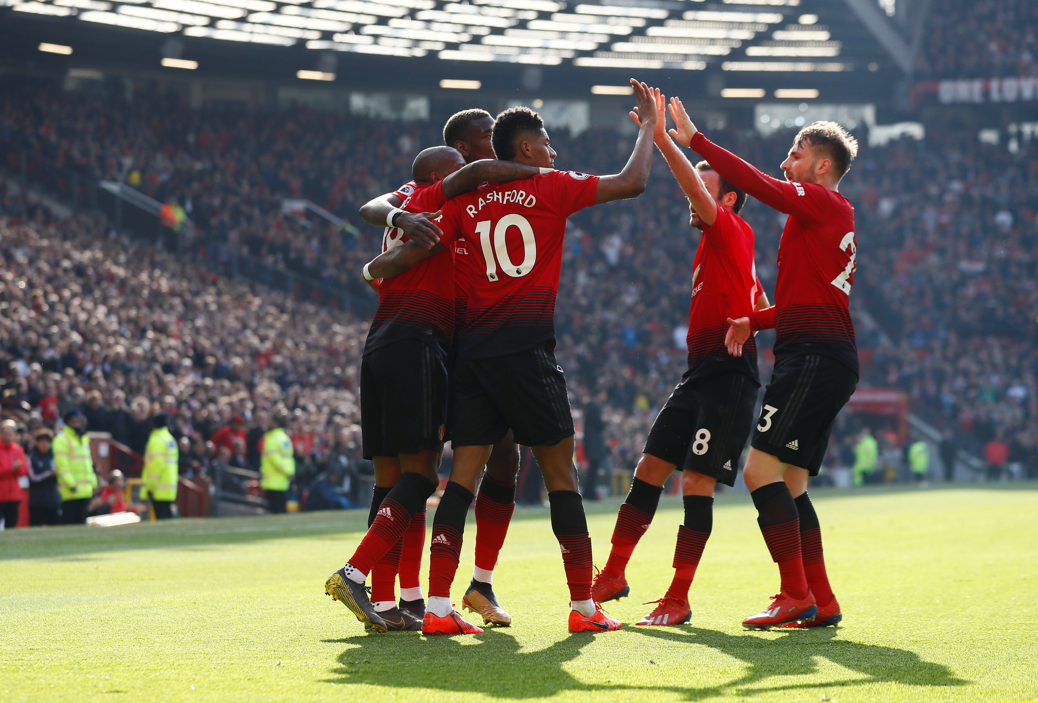 作为一名以 作为一名以